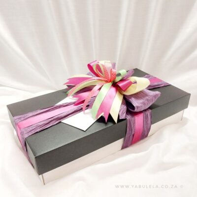 Gift Hamper Honey Celebrations www.yabulela.co.za Gift Hamper Bouquet