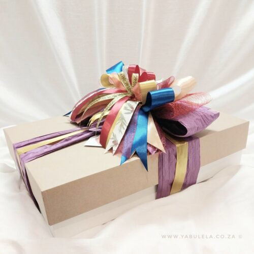 Gift Hamper Honey Delights www.yabulela.co.za Gift Hamper Honey Delights